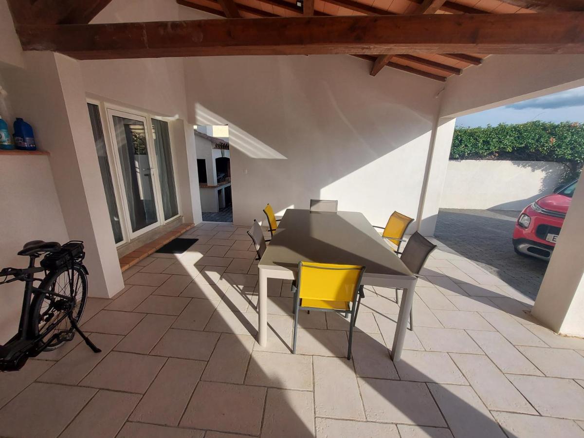 Studio Neuf Avec Acces Piscine Valergues Exterior photo